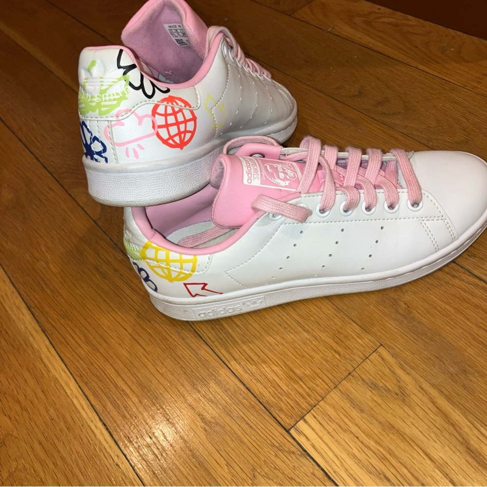 ADIDAS Originals Stan Smith in Cloud White/True Pink/Cloud White FX5680 [6.5W]